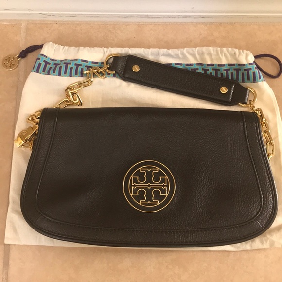 Black leather Tory Burch Convertible Amanda clutch - Picture 5 of 5